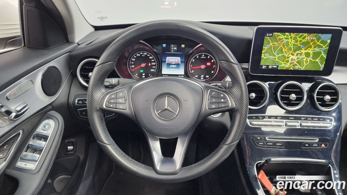 Mercedes-Benz C-Class 2016