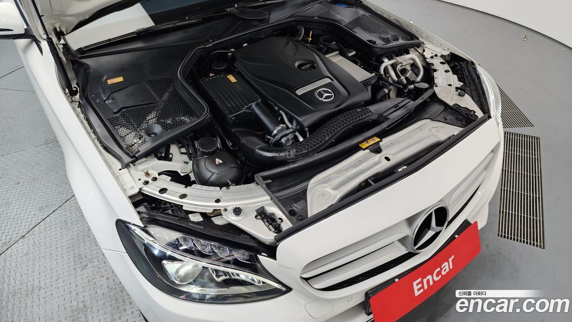 Mercedes-Benz C-Class 2016