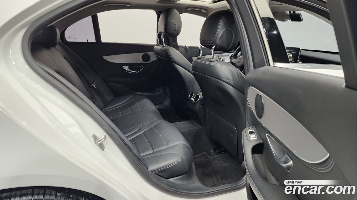 Mercedes-Benz C-Class 2016