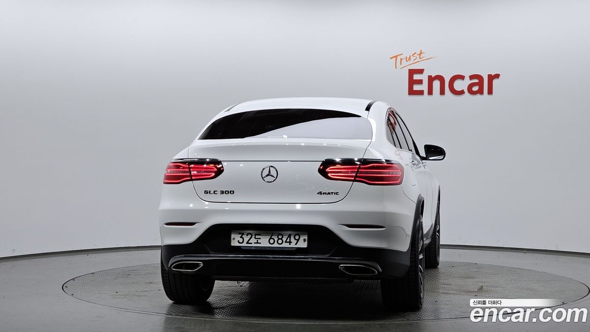 Mercedes-Benz GLC-Class 2019