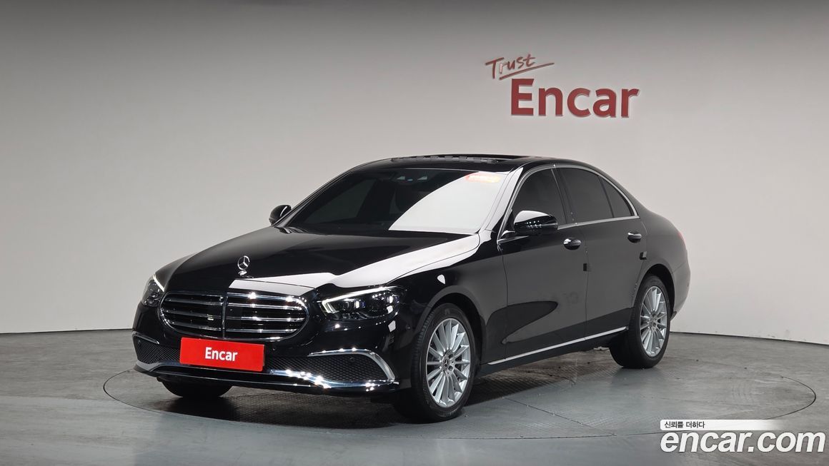 Mercedes-Benz E-Class 2023