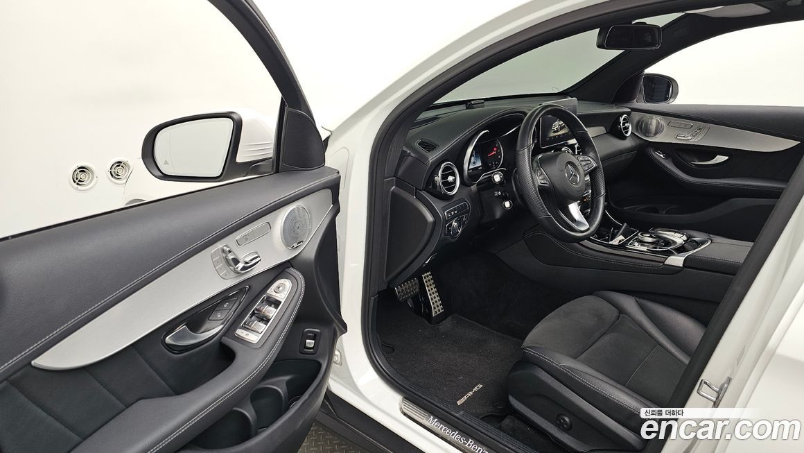 Mercedes-Benz GLC-Class 2019