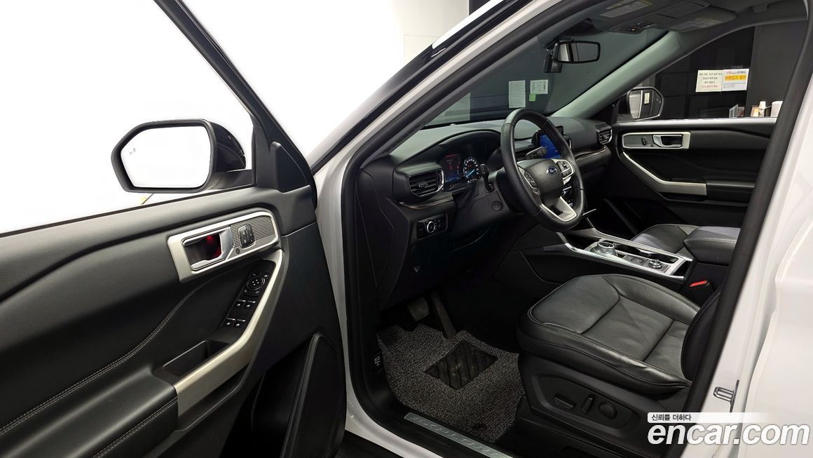 Ford Explorer 2023