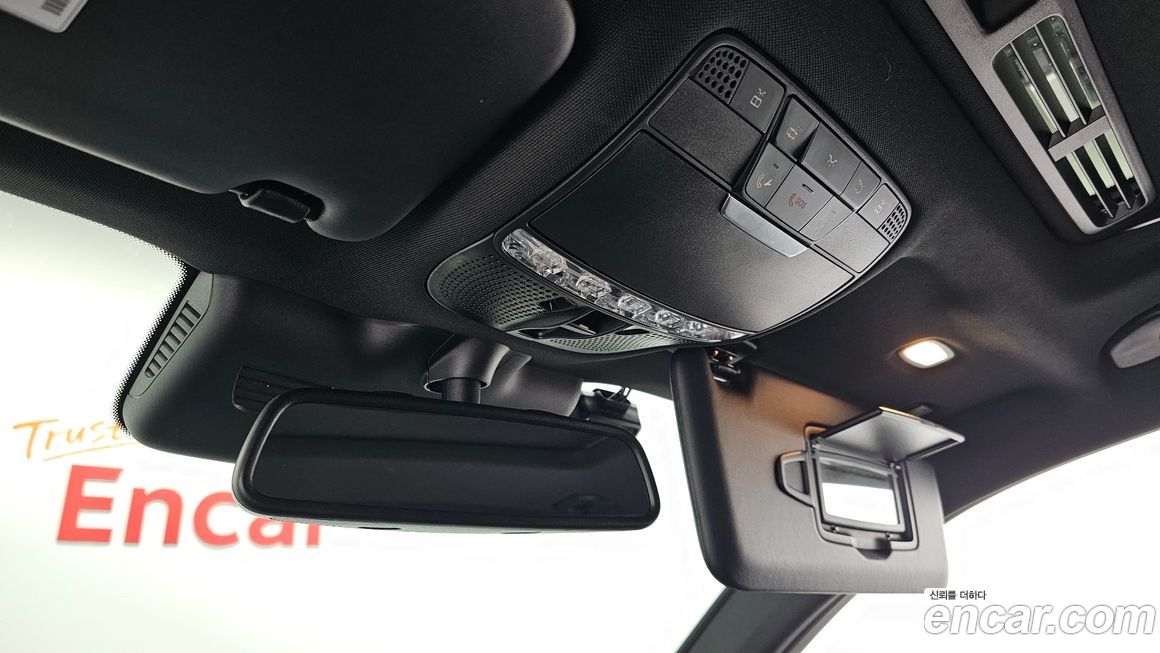 Mercedes-Benz GLC-Class 2019