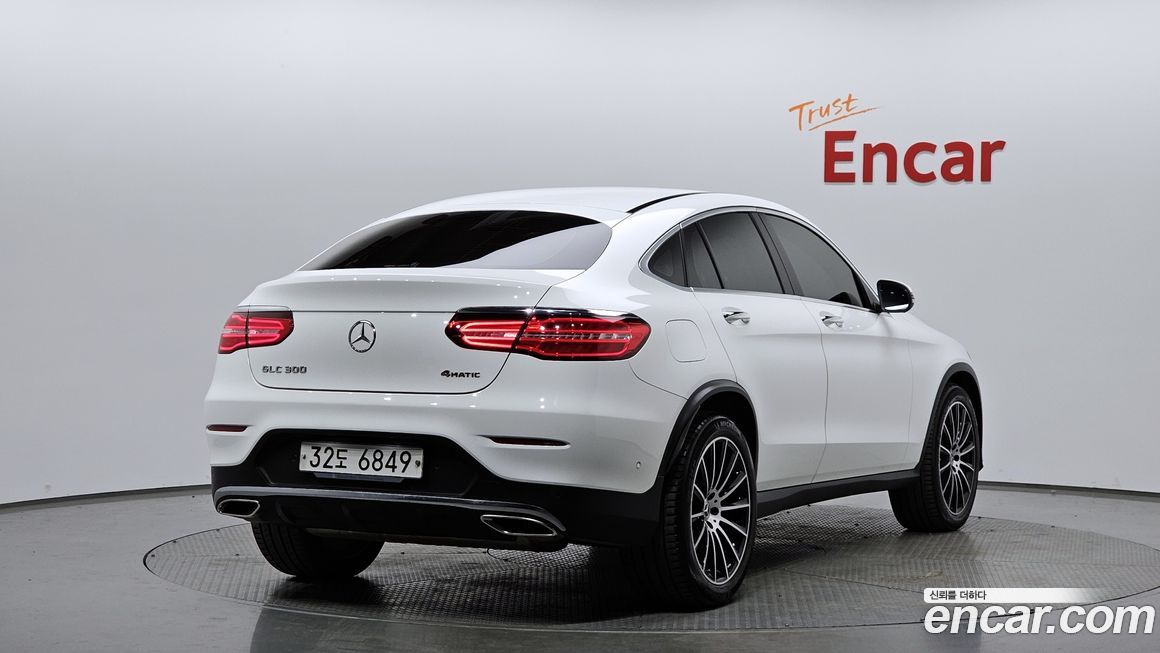 Mercedes-Benz GLC-Class 2019