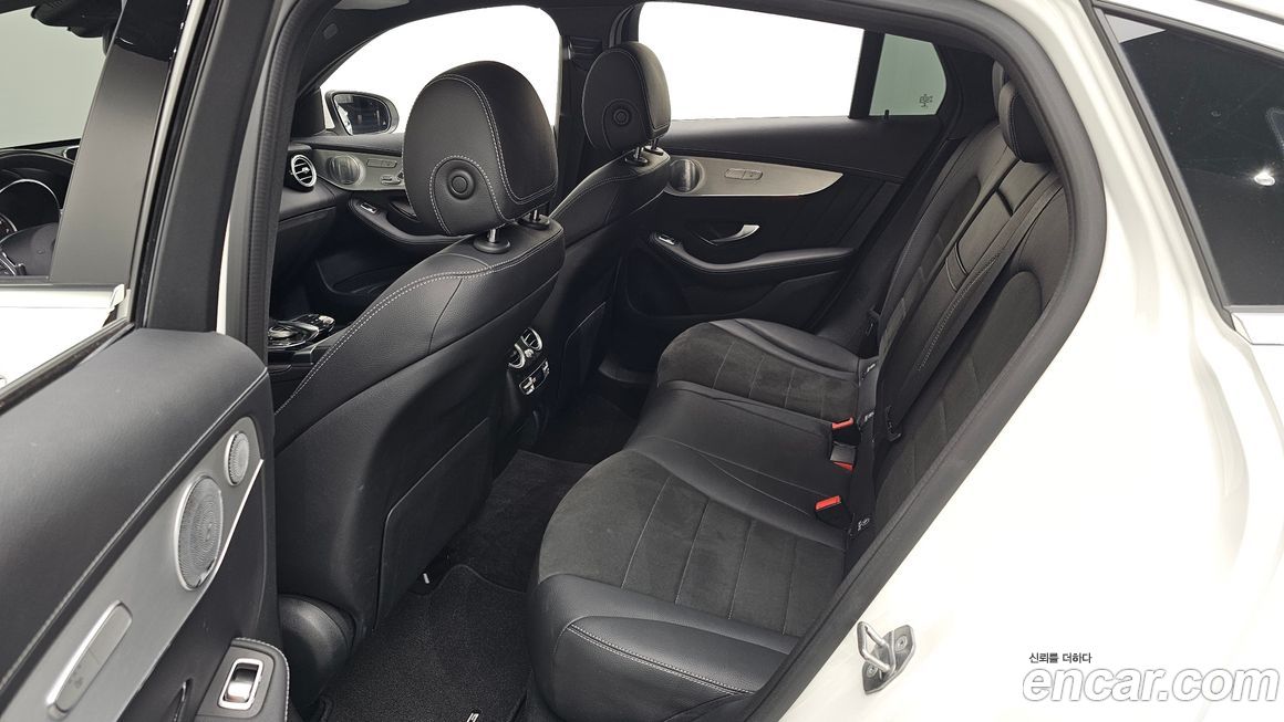 Mercedes-Benz GLC-Class 2019