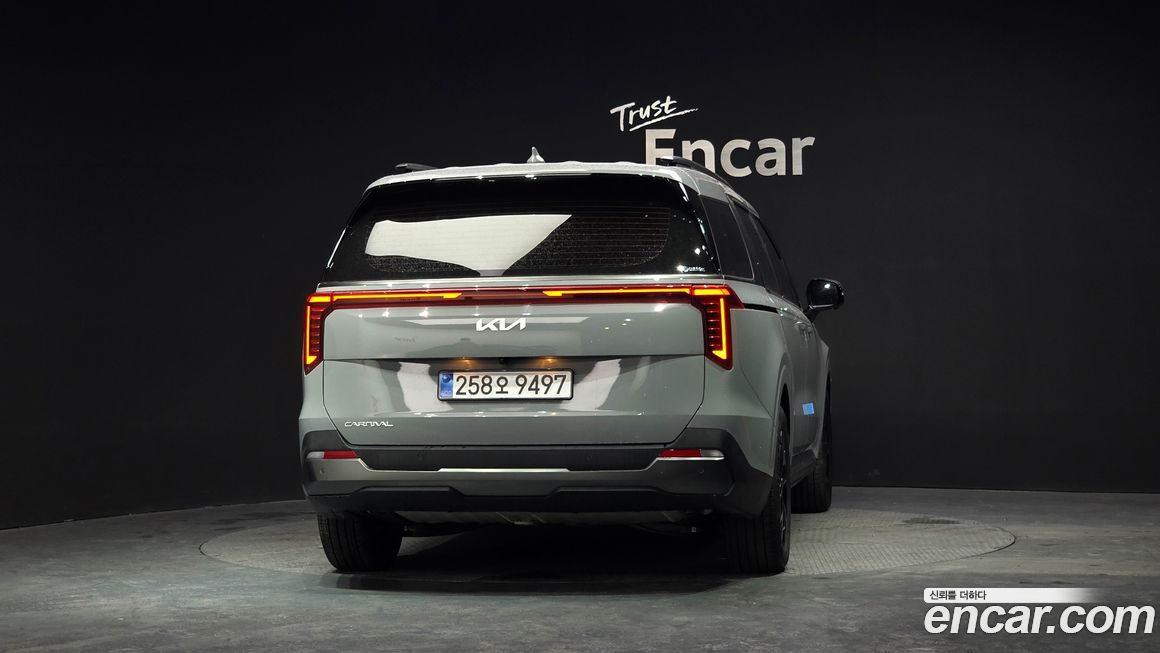 Kia Canival 2025
