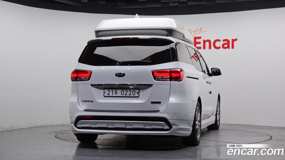 Kia Canival 2017