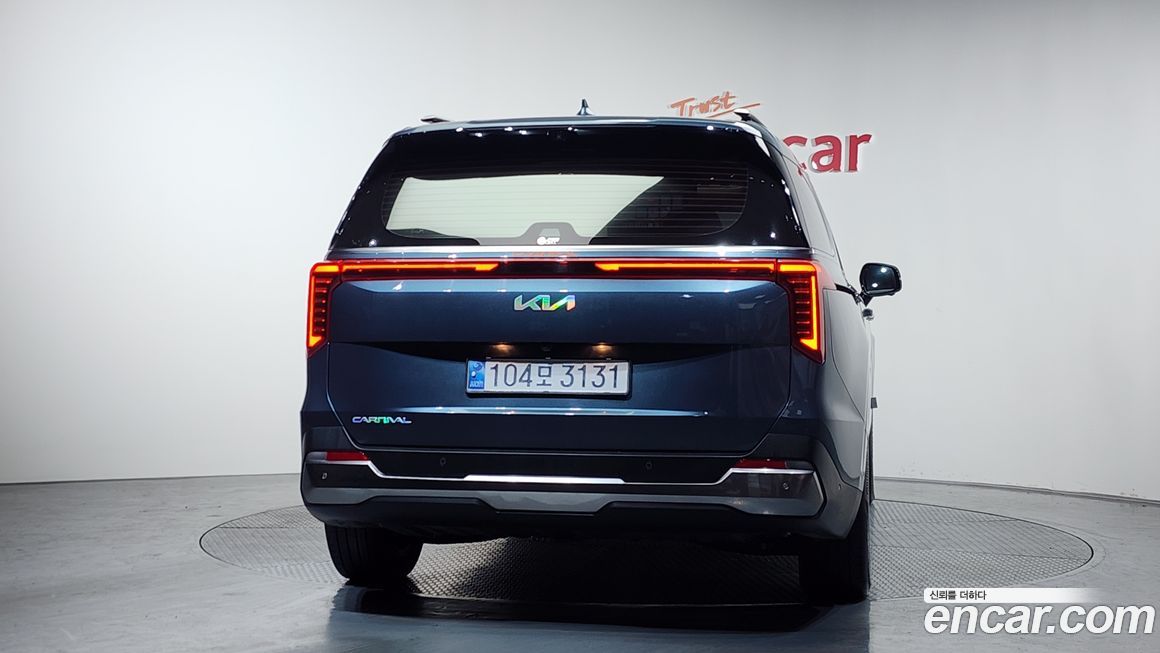Kia Canival 2024