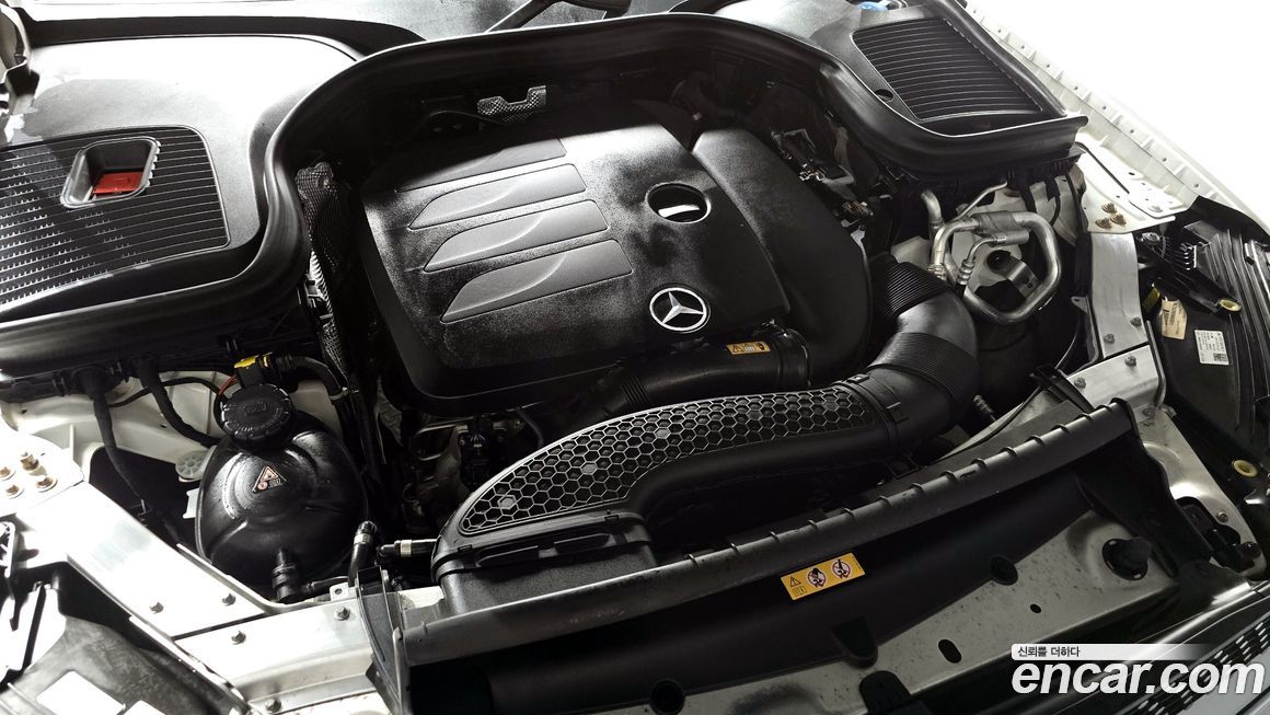 Mercedes-Benz GLC-Class 2020