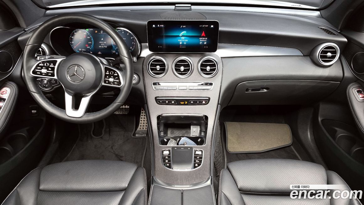 Mercedes-Benz GLC-Class 2020