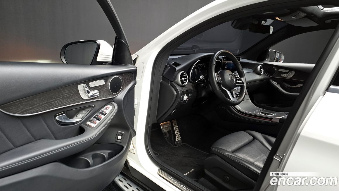 Mercedes-Benz GLC-Class 2020