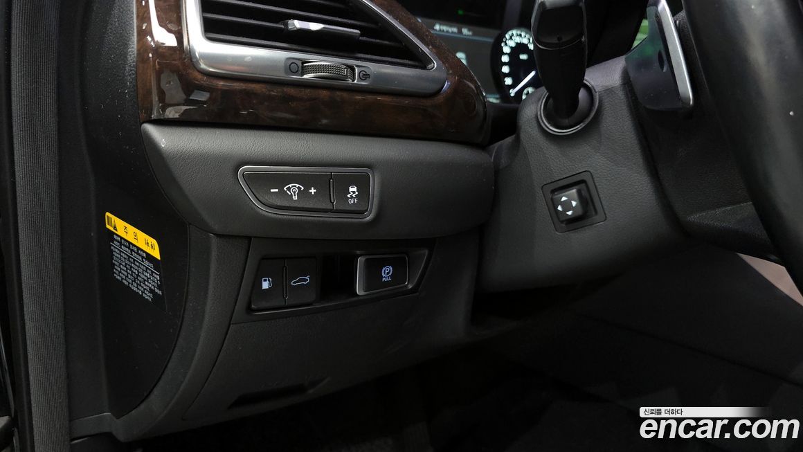 Genesis EQ900 2016