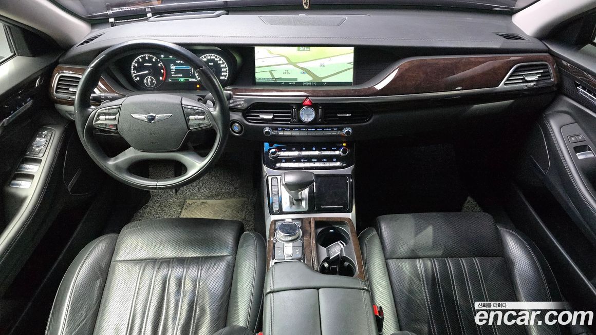 Genesis EQ900 2016