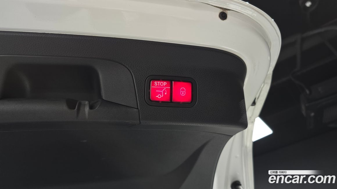 Mercedes-Benz GLC-Class 2020