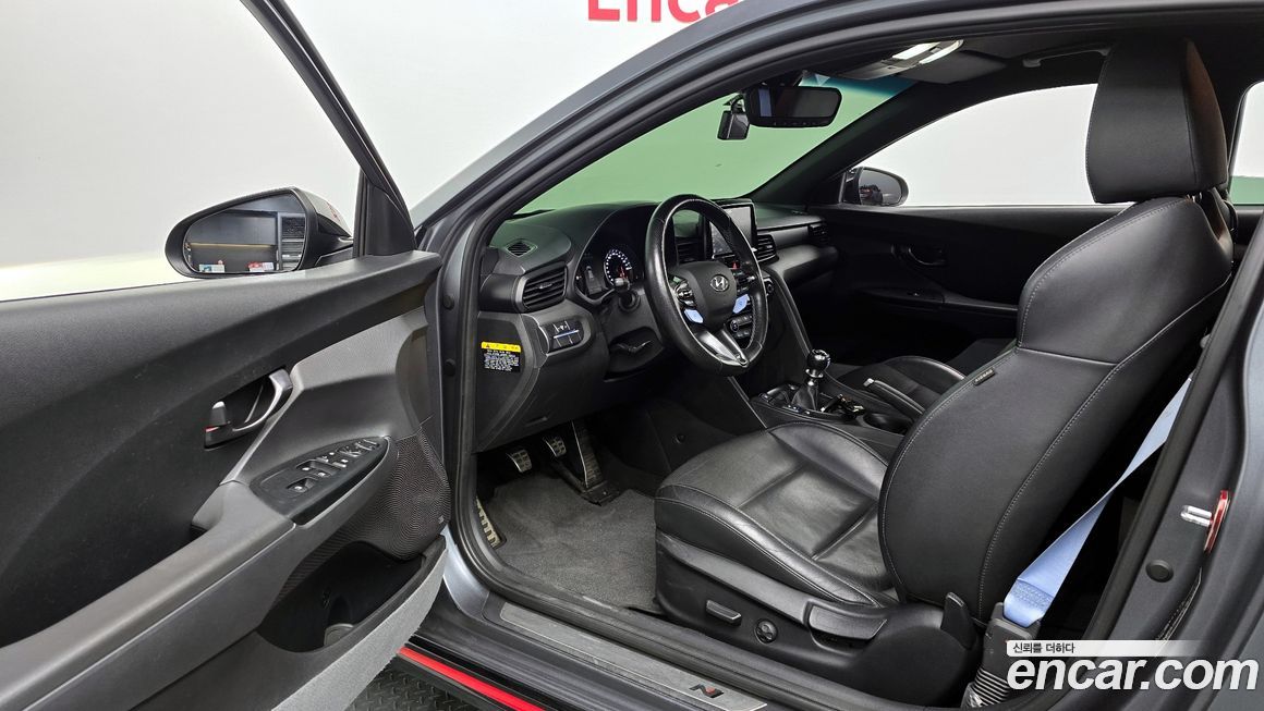 Hyundai Veloster 2019