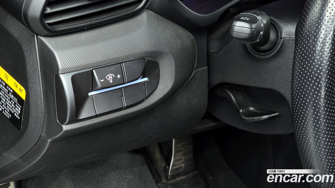 Hyundai Veloster 2019