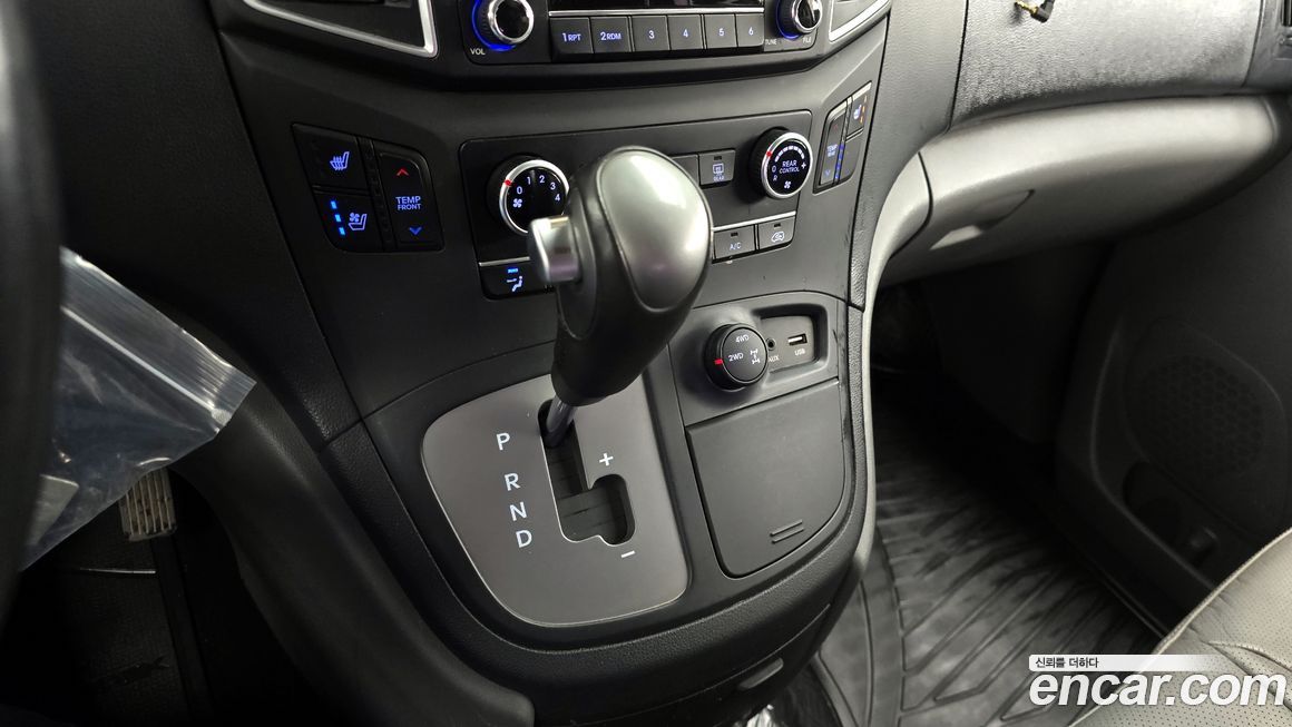 Hyundai Starex 2019