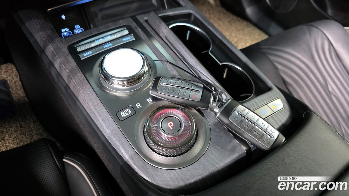 Genesis G80 2023