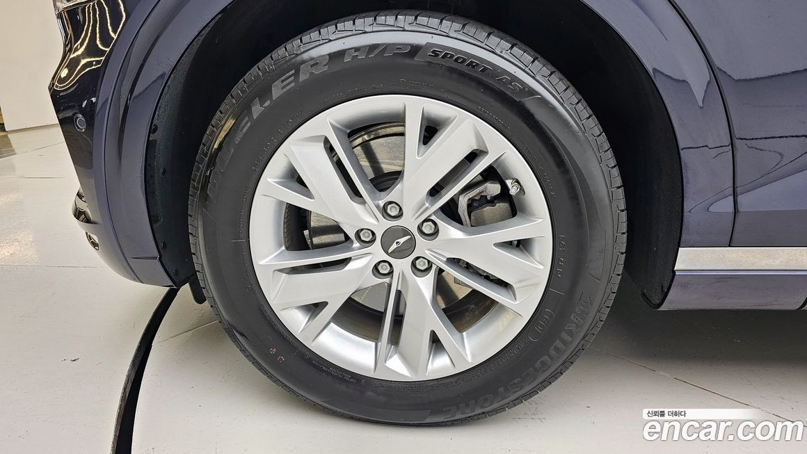 Genesis GV70 2024
