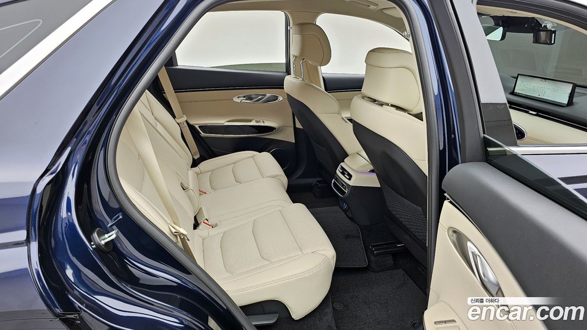 Genesis GV70 2024