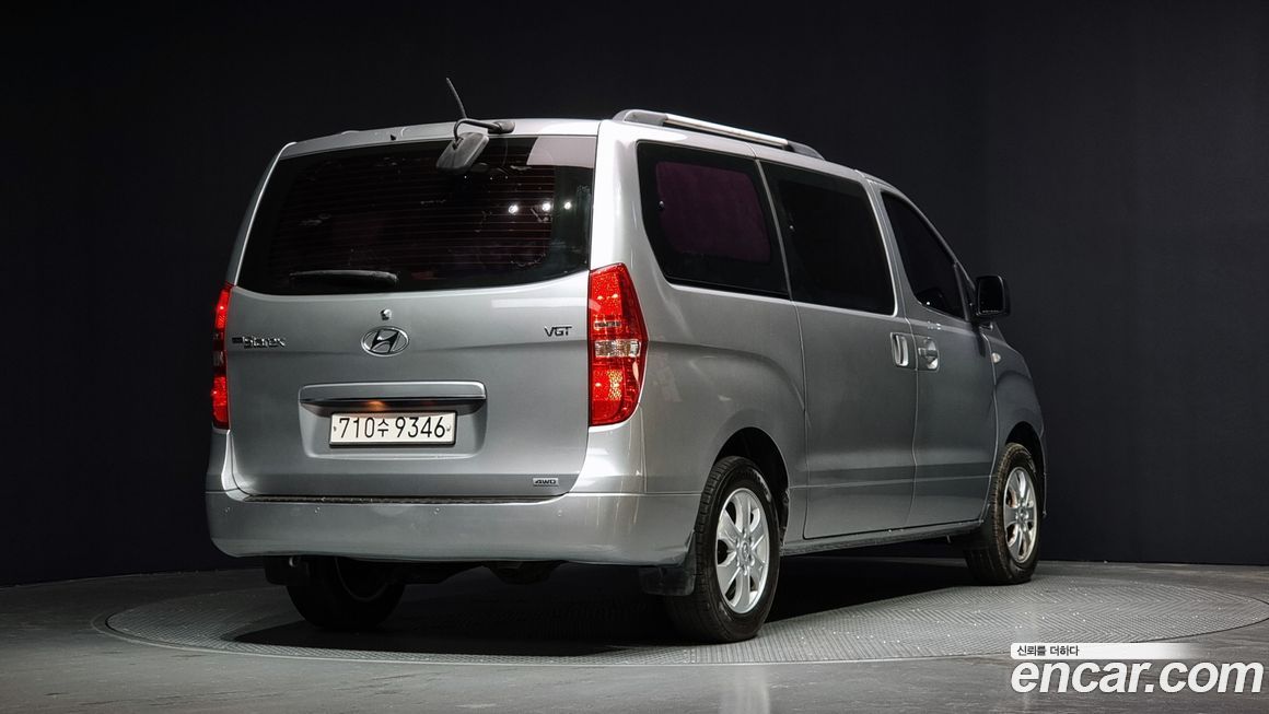 Hyundai Starex 2019
