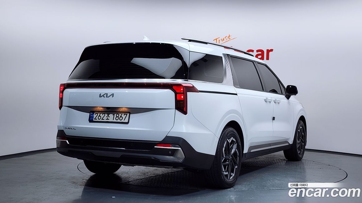 Kia Canival 2024