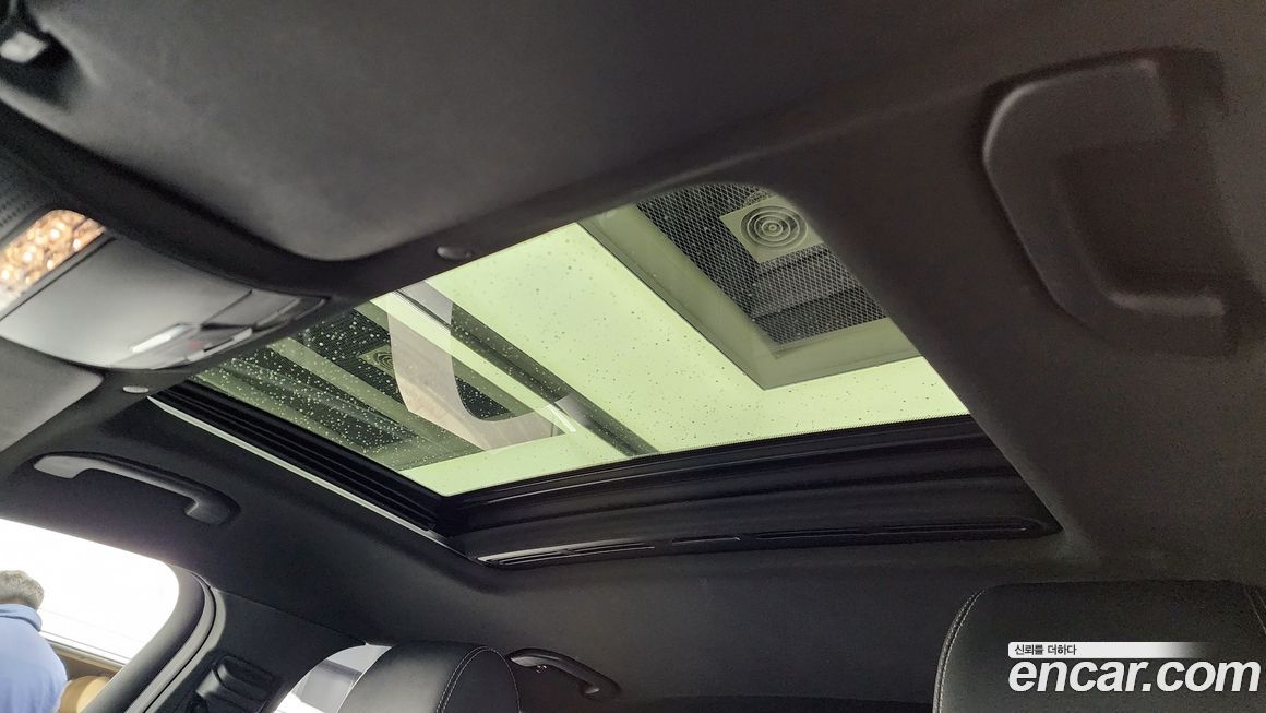 Mercedes-Benz GLC-Class 2023