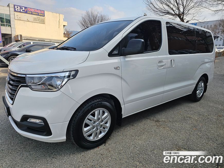 Hyundai Starex 2021