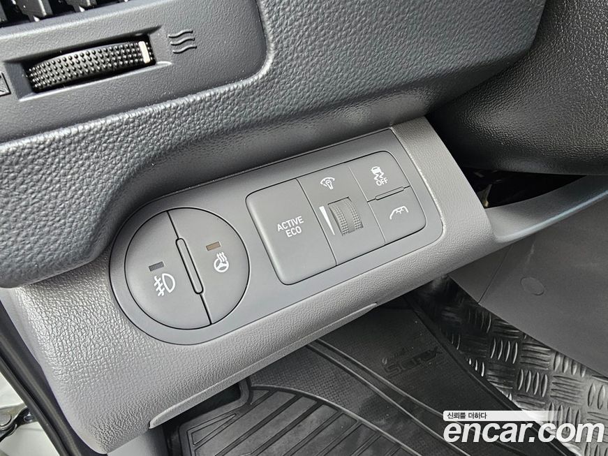 Hyundai Starex 2021