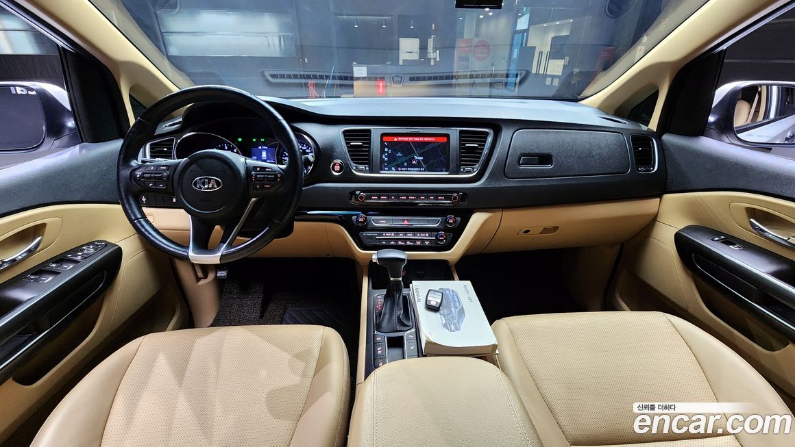 Kia Canival 2020
