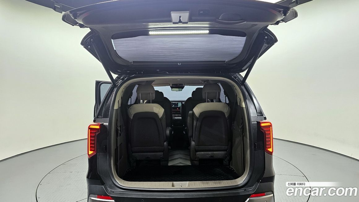 Kia Canival 2024