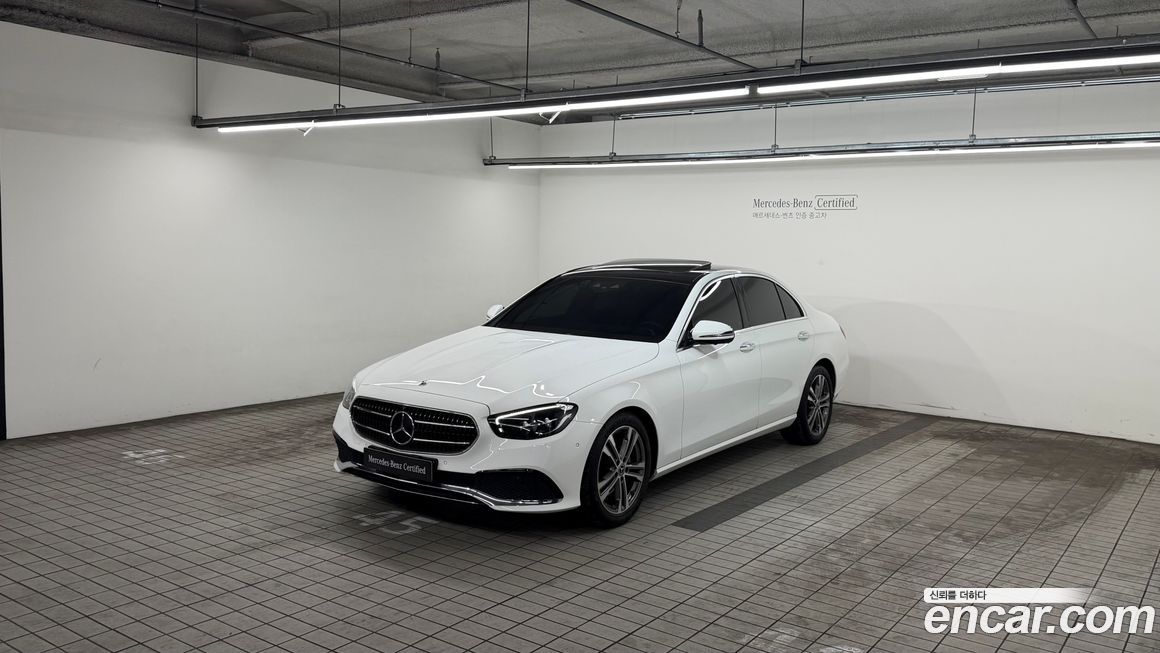 Mercedes-Benz E-Class 2023