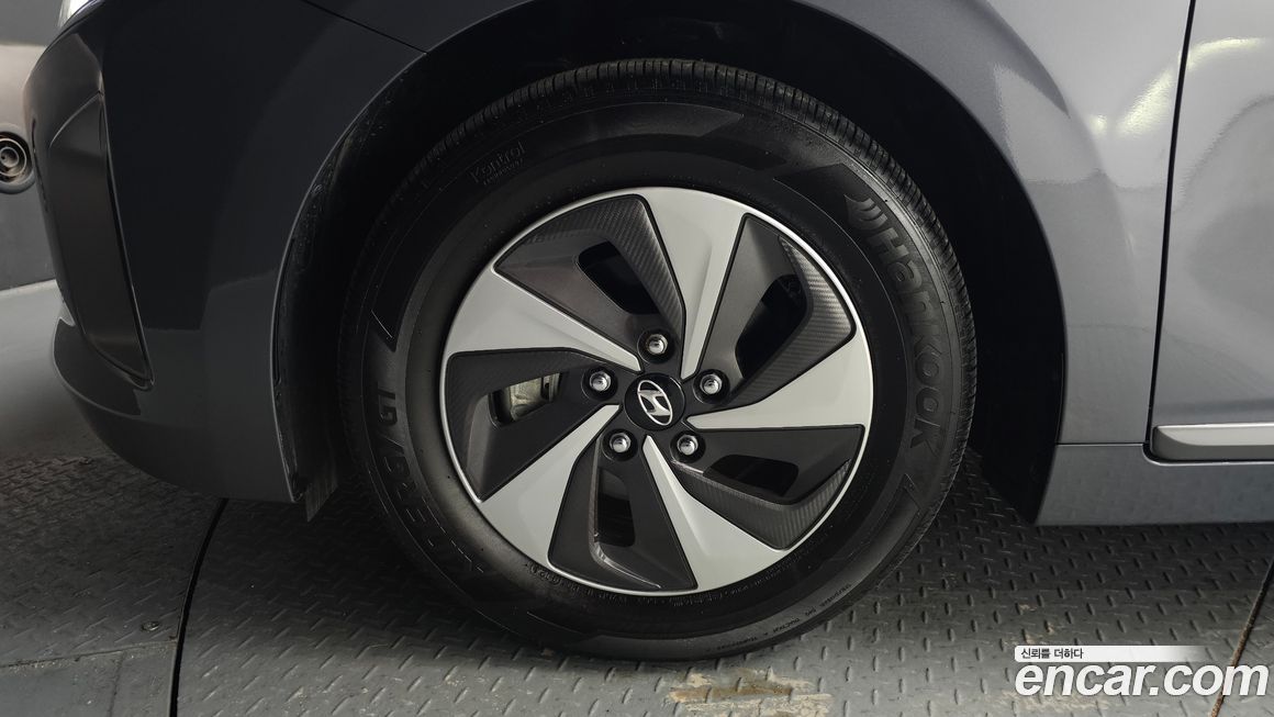 Hyundai Ioniq 2019