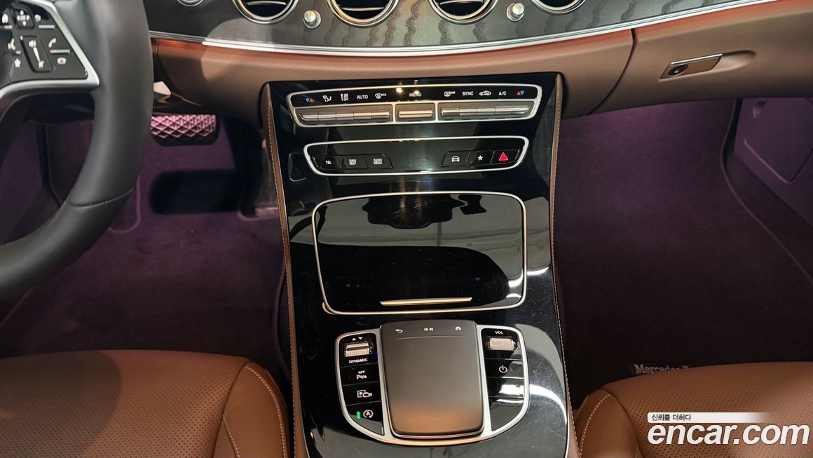 Mercedes-Benz E-Class 2023