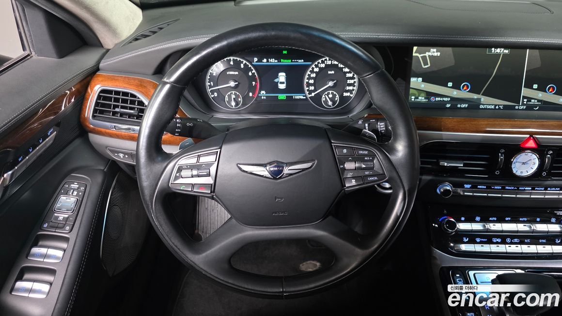 Genesis EQ900 2016