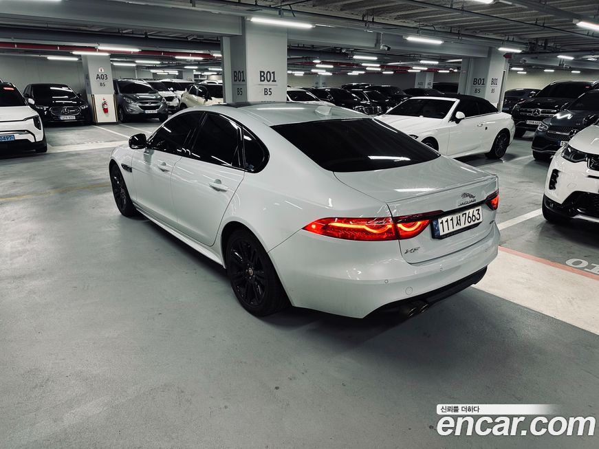 Jaguar XF 2020