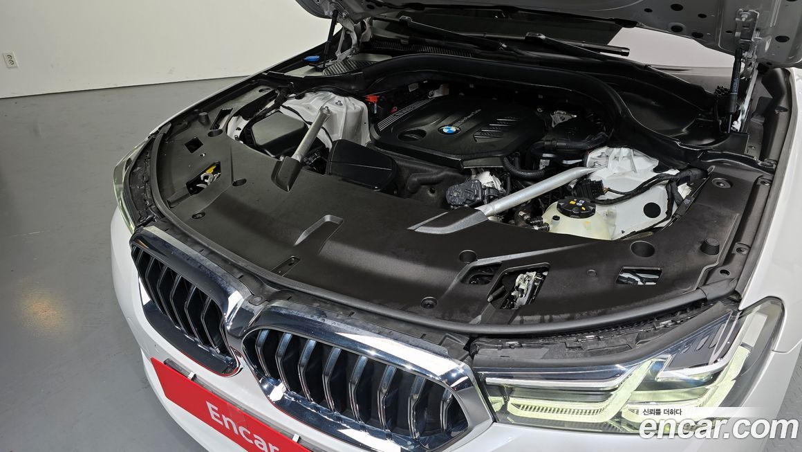 BMW Gran Turismo 2024