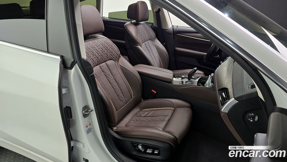 BMW Gran Turismo 2024