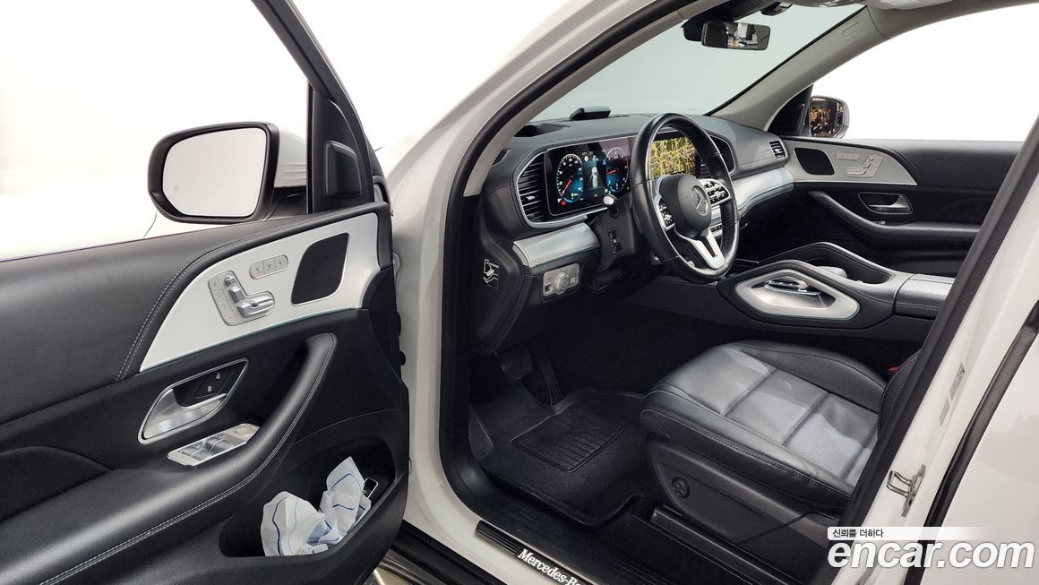 Mercedes-Benz GLE-Class 2021