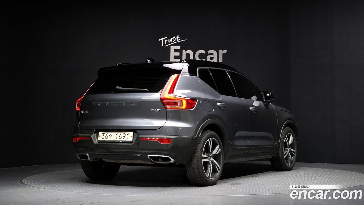 Volvo XC40 2019