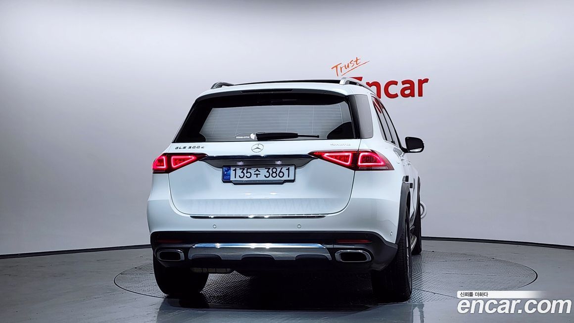 Mercedes-Benz GLE-Class 2021