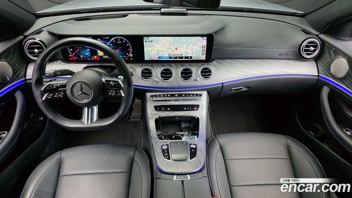 Mercedes-Benz E-Class 2022