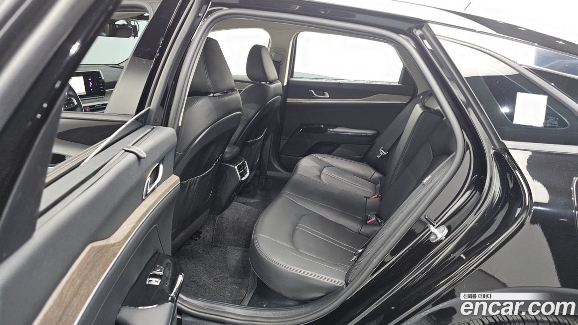 Kia K5 2023