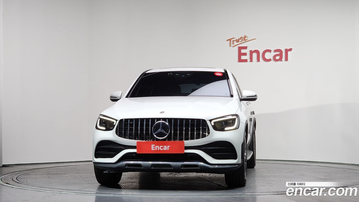 Mercedes-Benz GLC-Class 2023