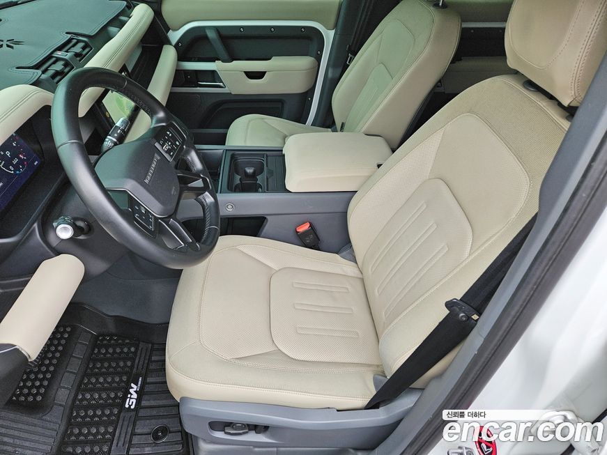 Land Rover Defender 2020