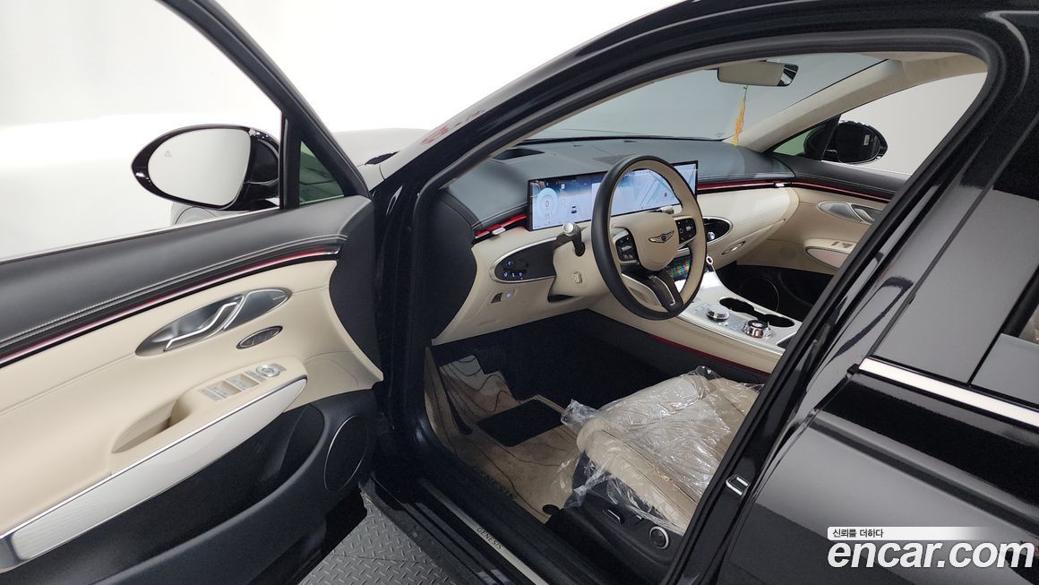 Genesis GV70 2025