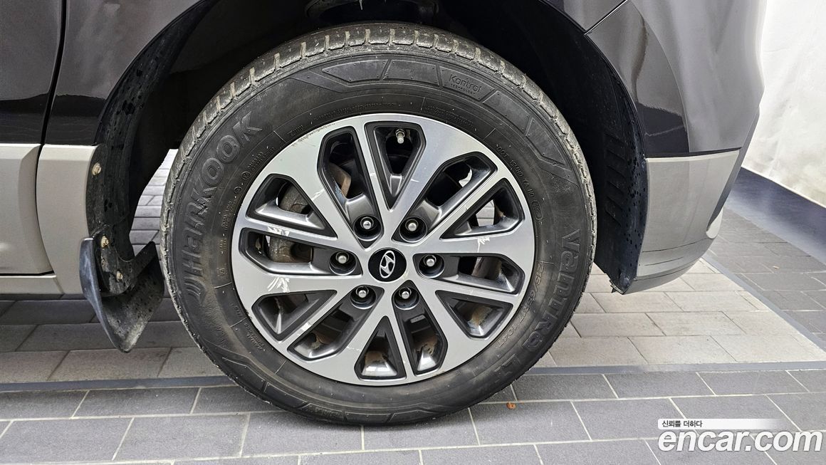 Hyundai Starex 2019