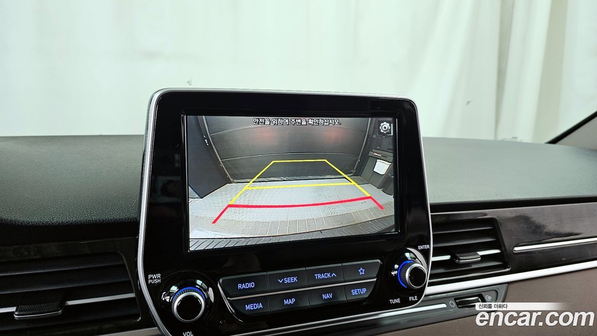 Hyundai Starex 2019