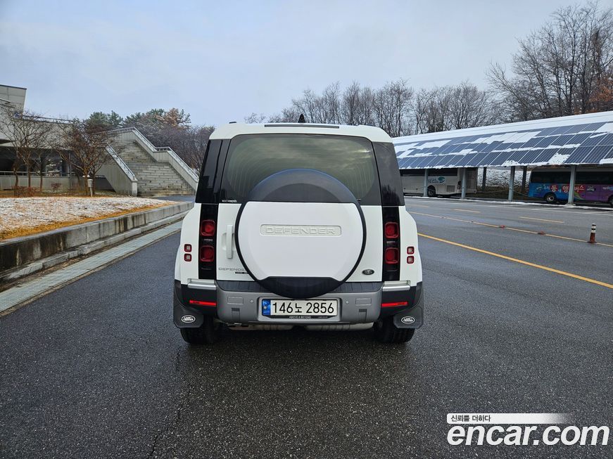 Land Rover Defender 2020
